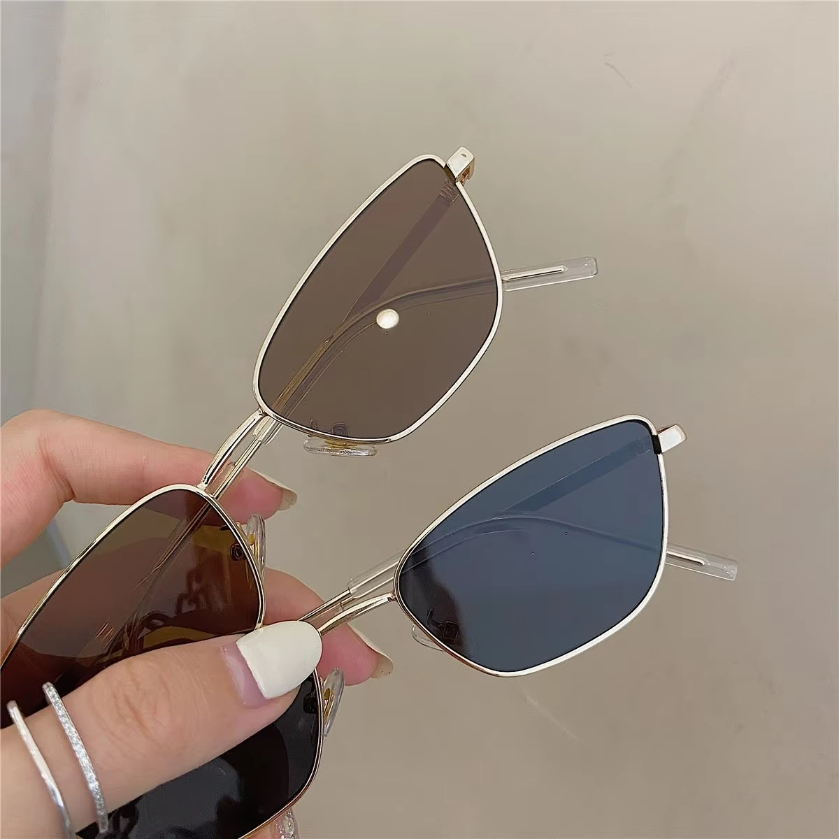 Gafas de sol tipo ojo de gato  - Metal Photo Panel reseña y precio